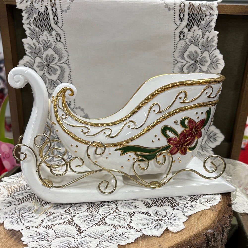 Holiday Time Christmas Porcelain Sleigh Poinsettias and gold trimmed